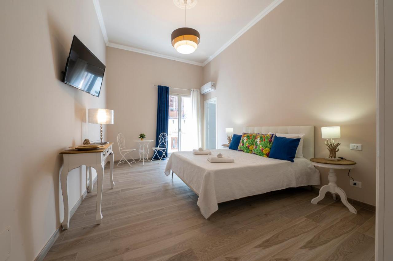 Domus Federiciana Hotel กัสเตลลัมมาเร เดล โกลโฟ ภายนอก รูปภาพ